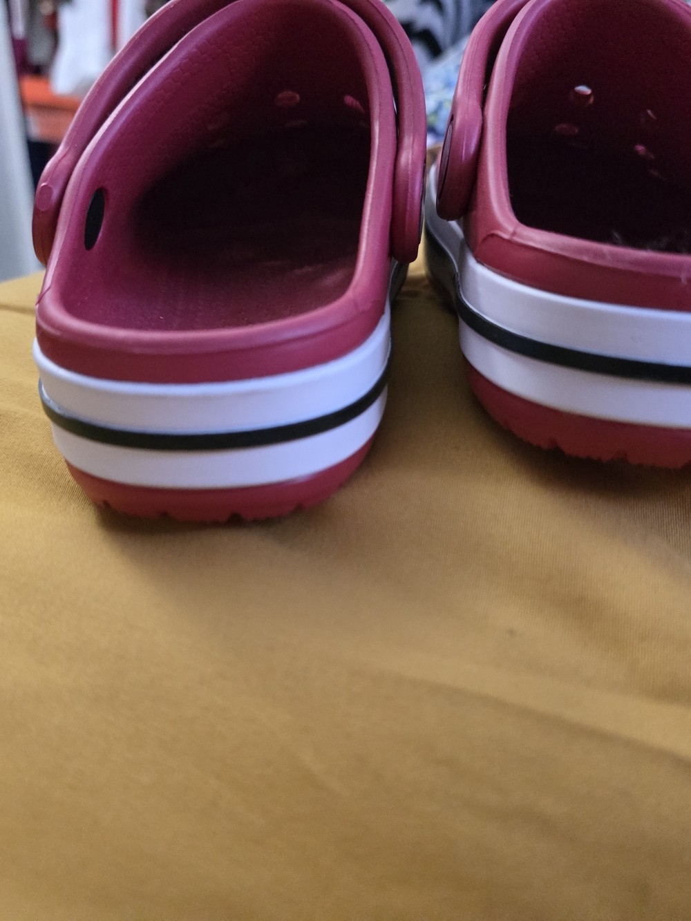 Crocs Kids' Classic Clog in Pink - Picture 3 of 6